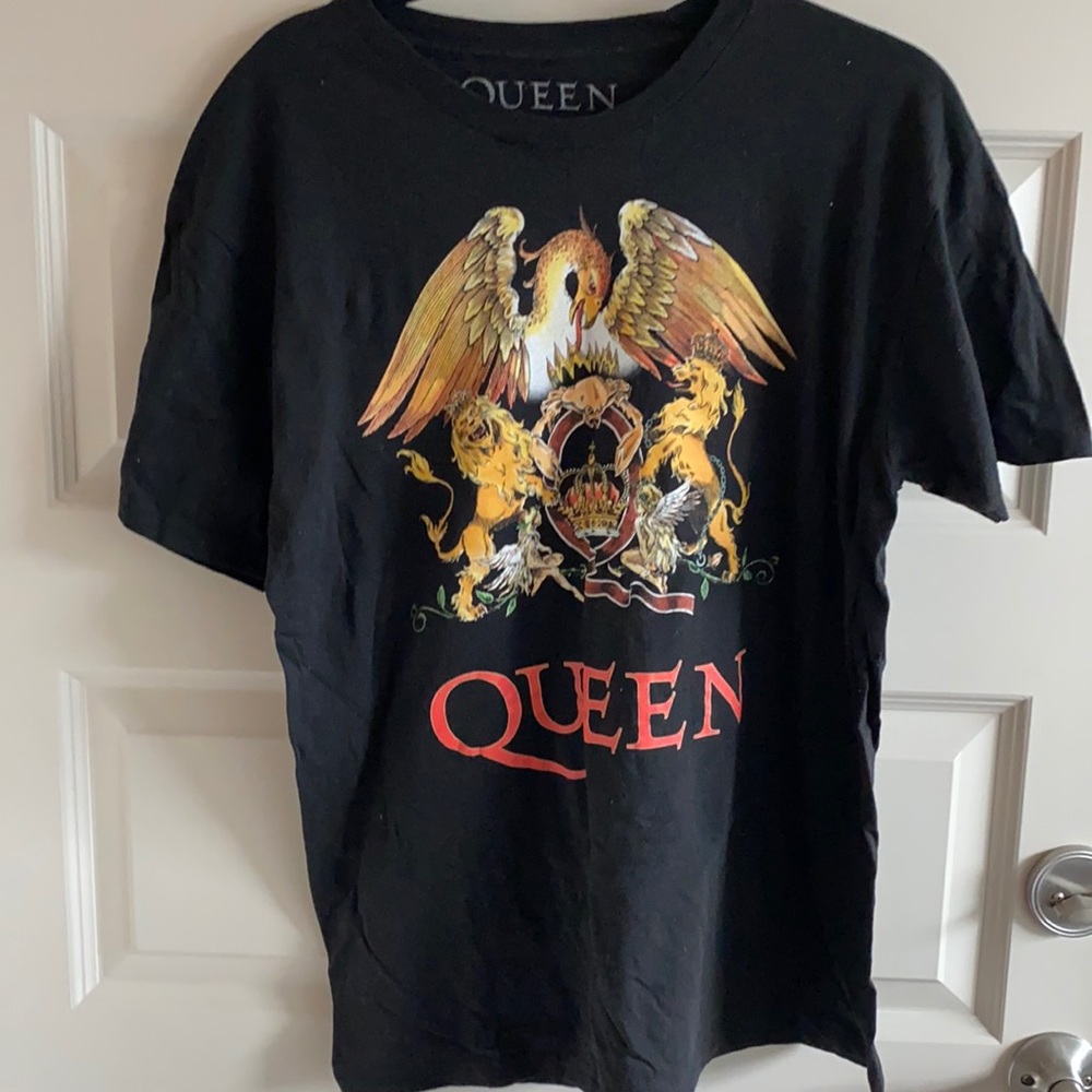 Queen T-shirt